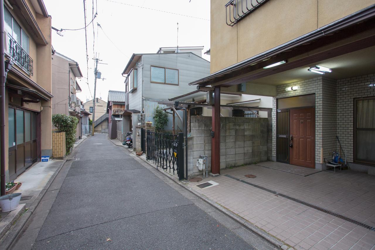 City Center House Next To Subway Station Kyoto Exterior photo